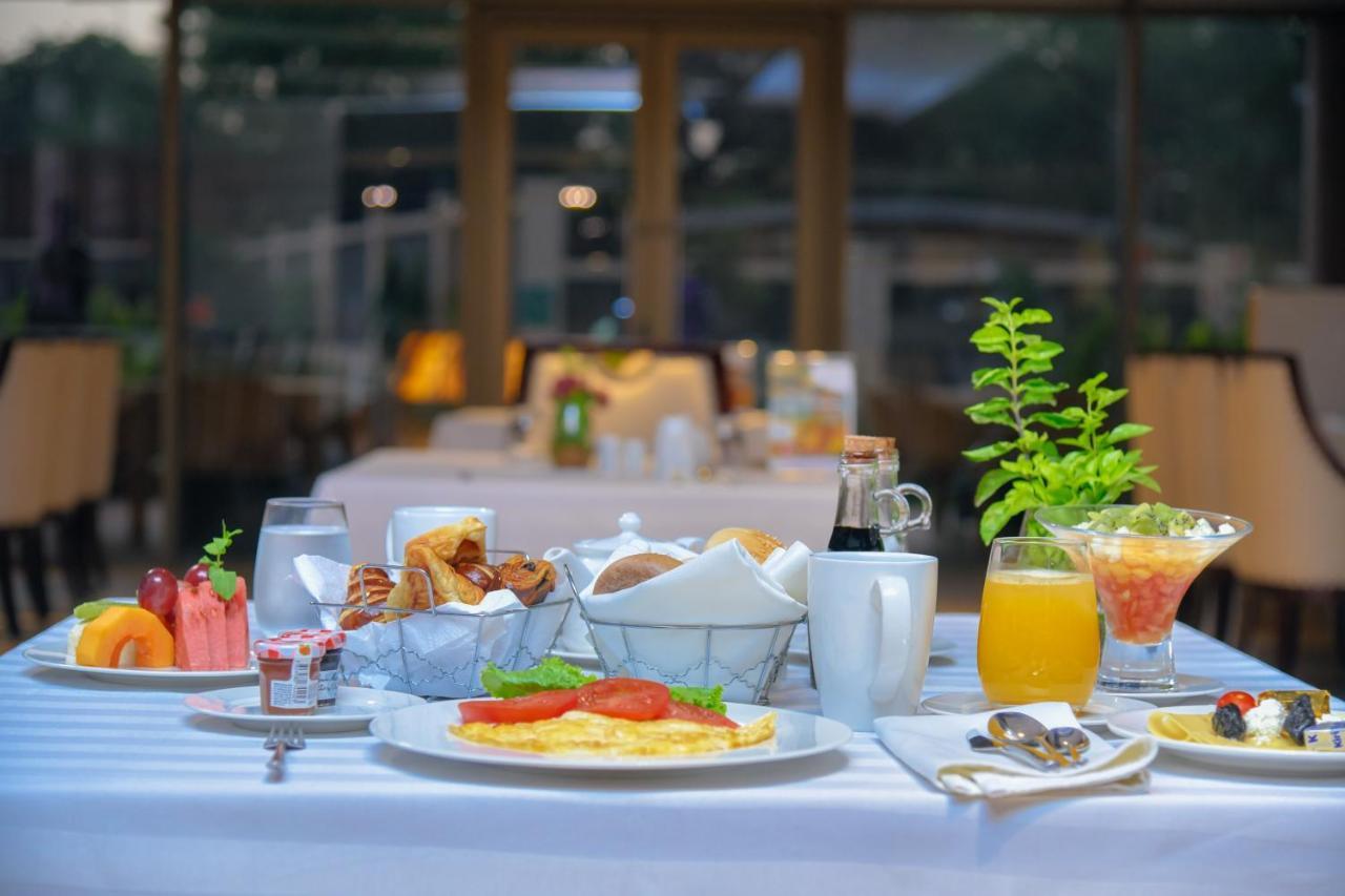 Bravia Hotel 니아메 외부 사진